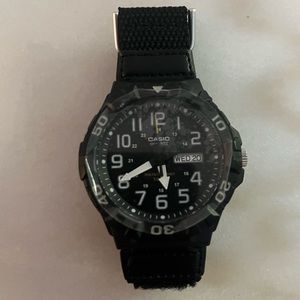 Casio Quartz Analog Watch